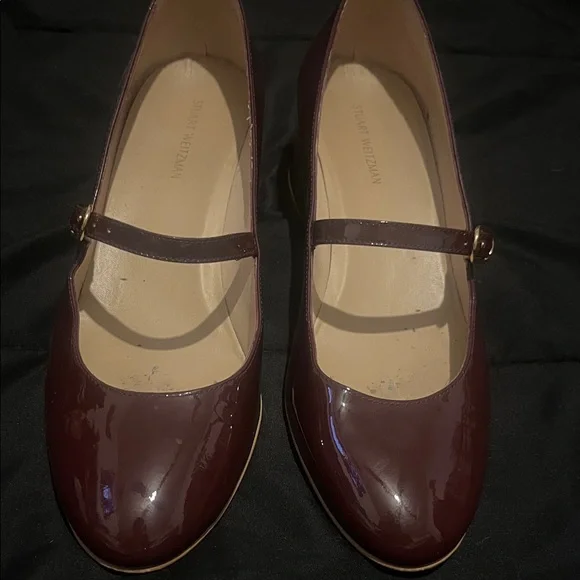 Stuart Weitzman Burgundy Patent Mary Jane Heels size 7B 7 - Picture 2 of 4